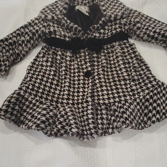 Widgeon Stylish Houndstooth Kids Coat - Picture 3 of 12